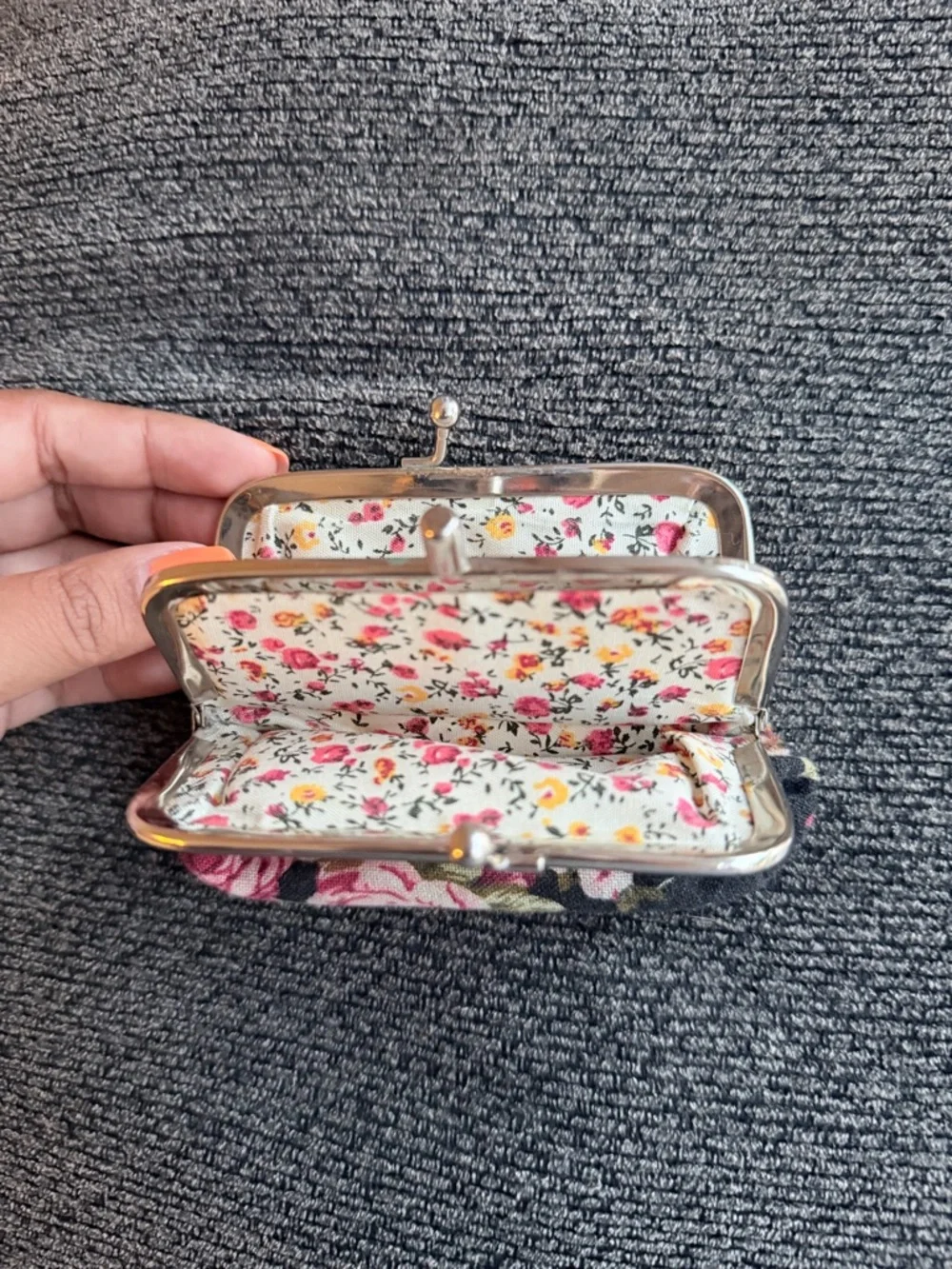 Floral Coin Purse kiss lock - Black with Pink Rose Print